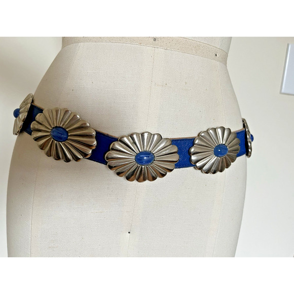 VTG Rare 33" 80s ACCESSOCRAFT NYC Glass Cab 5 Concho Buckle Blue Leather Belt - Picture 14 of 16